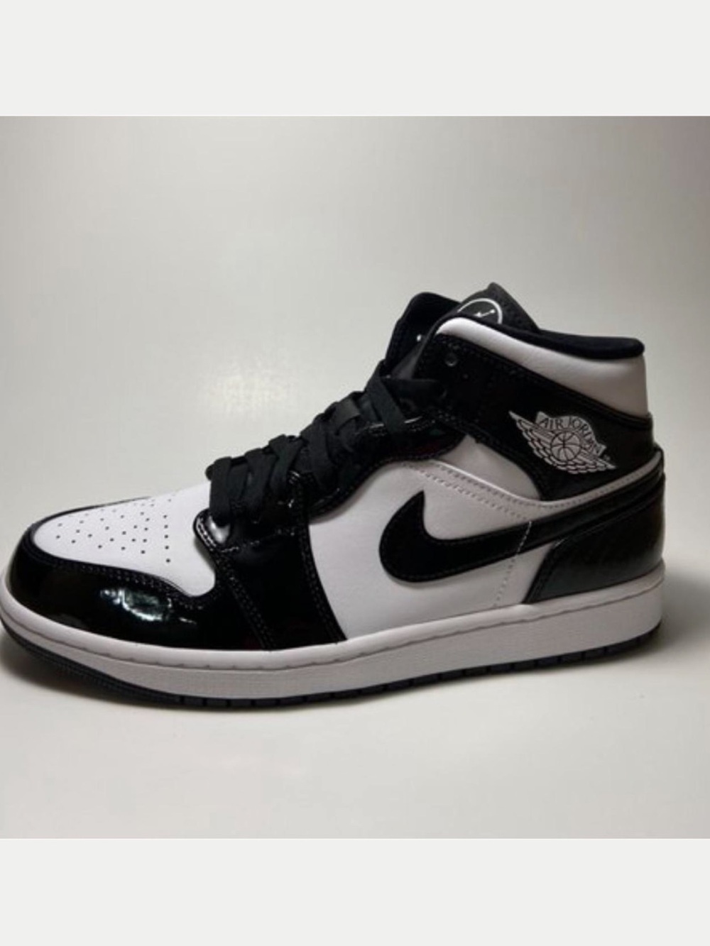 Air Jordan Mids Sneakers in Black/White Panda